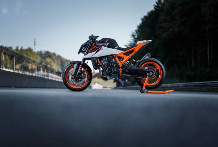  KTM 990 DUKE R esposta